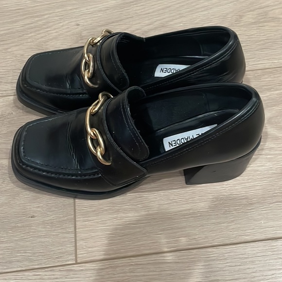 Steve Madden Clarkson Loafer. Size 6.5. - Picture 2 of 4